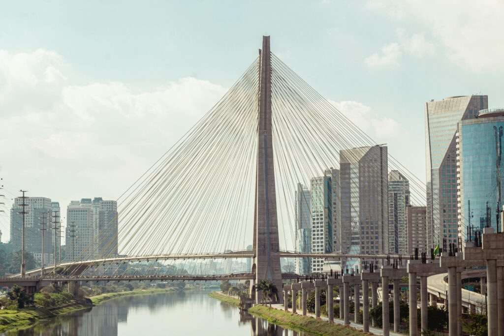 Captivating view of Ponte Estaiada with São Paulo skyline, illustrating modern urban architecture.